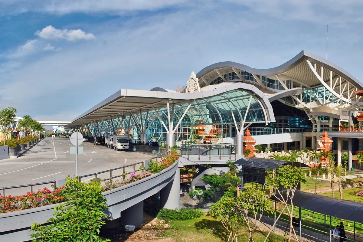 Bali-airport-pickup-vip